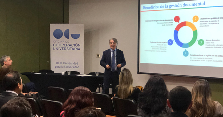 Jornada informativa en las universidades (Colombia)